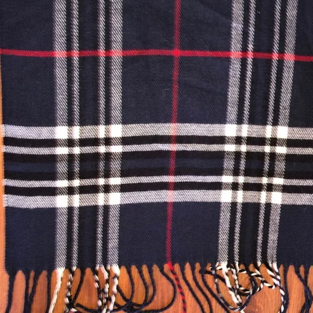 100% cashmere Blue plaid scarf made in Scotland